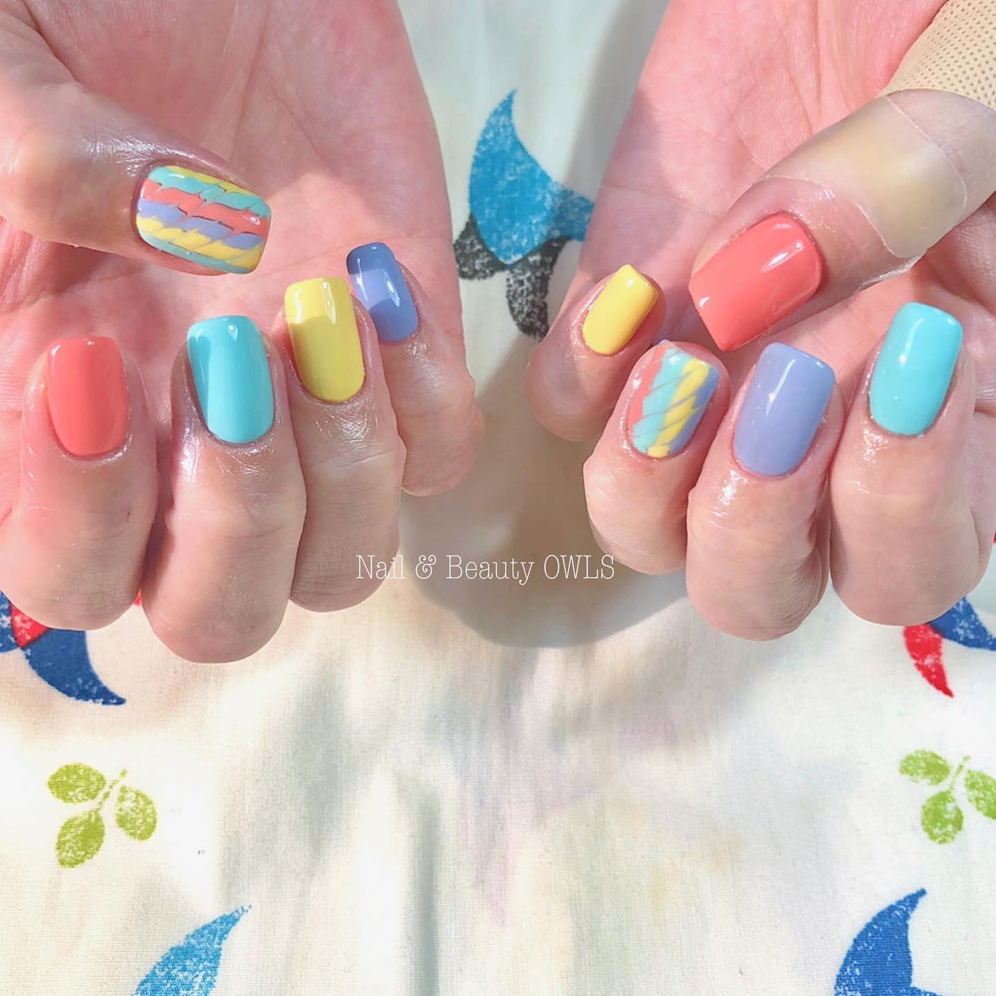 ぴよこれいと あうるす on LIPS 「🌈🦚🦜ピーコックって初歩中の初歩で多分おそらく学校スクールとか..」(1枚目)