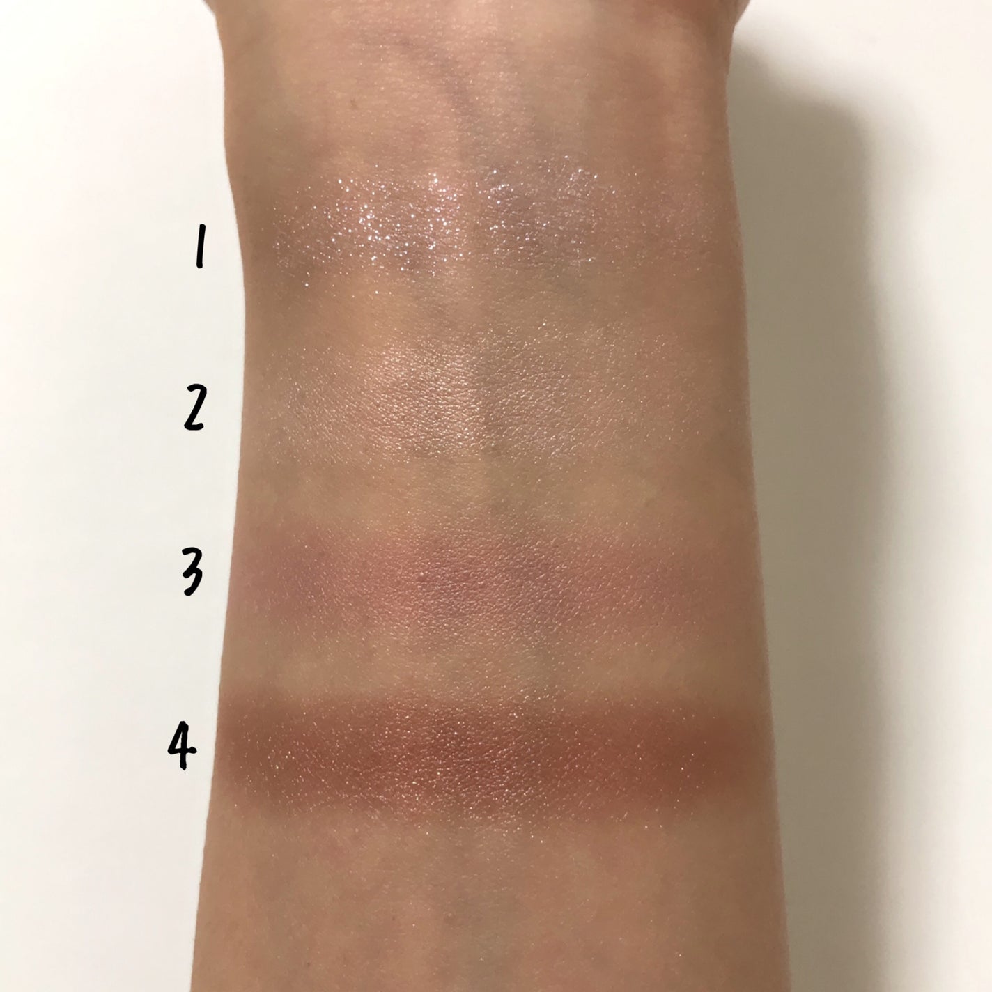 ベージュトーンアイシャドウ/CEZANNE/アイシャドウパレットを使ったクチコミ(3枚目)