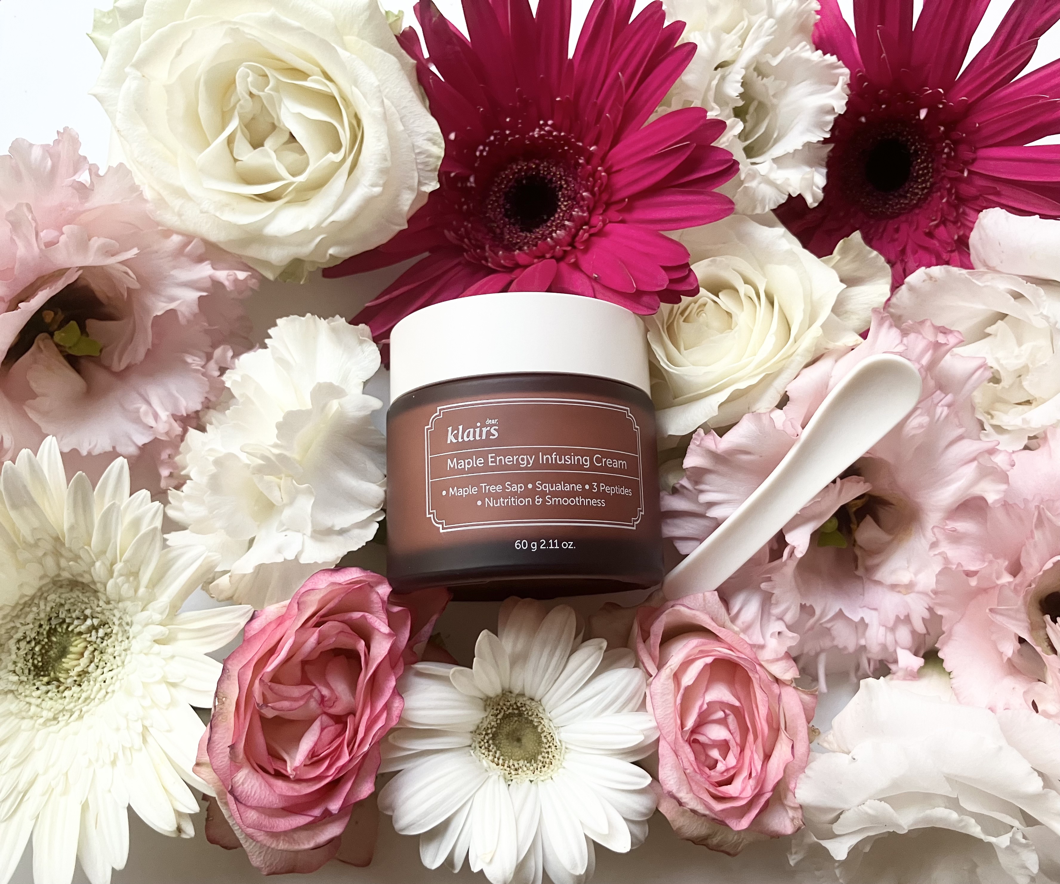 🍁🐰klairs
メープルエナジーインフュージングクリーム🐰🍁

水分バリア、シワ改善や肌弾力、リフティングにも効果があり立体的な肌に導いてくれるクリーム🧡肌を満たして、リフトアップし、ツヤを出して輝かせるクリームです✨

🍁テ