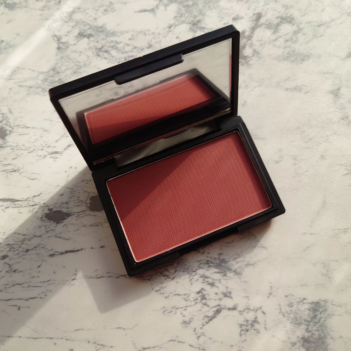 ピュア チーク カラー ダークチェスナット/heme/パウダーチークを使ったクチコミ（3枚目）