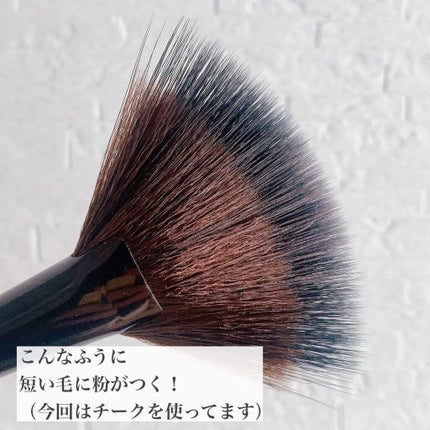 ファンパウダー ブラシ/ローラ メルシエ/メイクブラシを使ったクチコミ(3枚目)