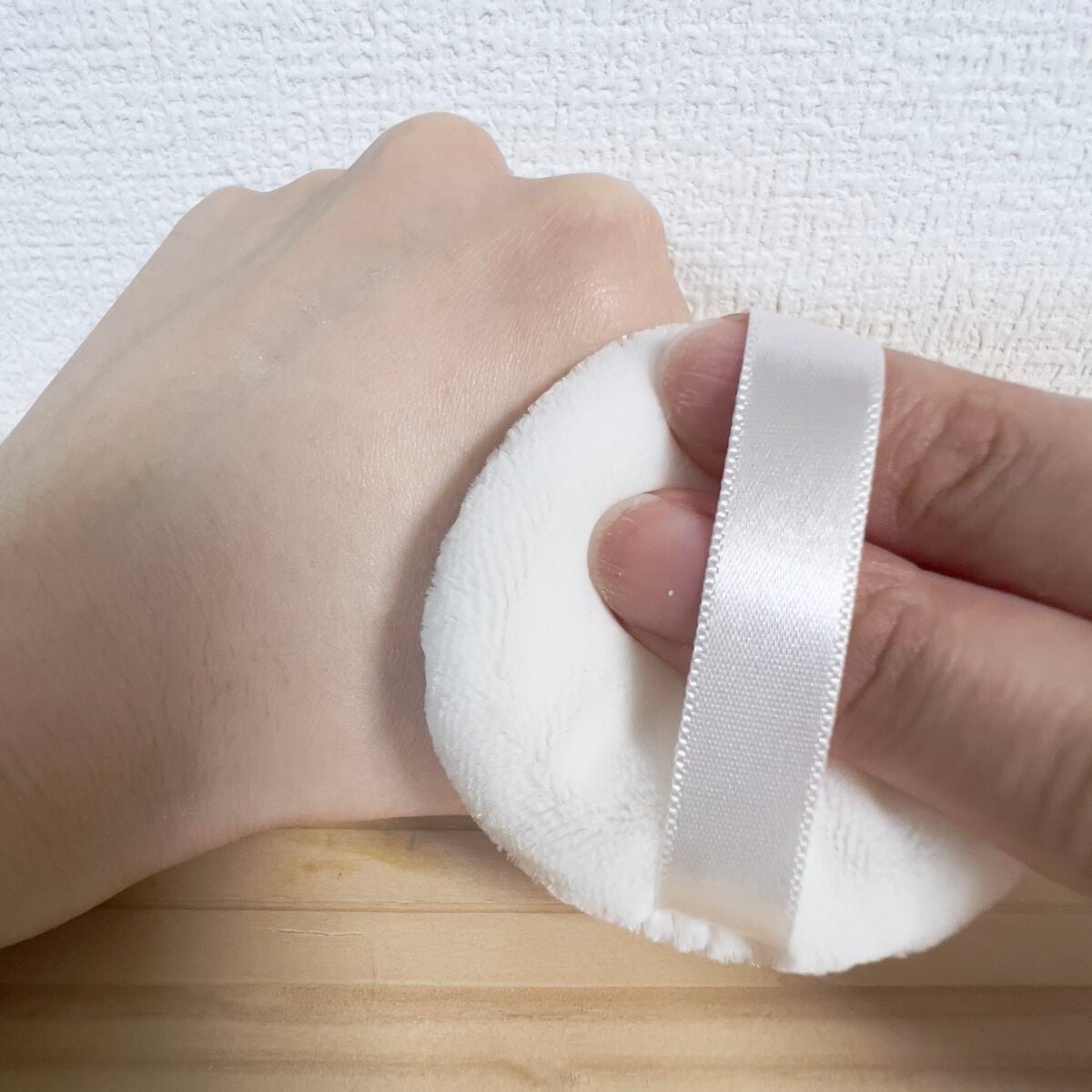 ルースパウダー<テカリ防止タイプ>/Moist Labo/ルースパウダーを使ったクチコミ(2枚目)