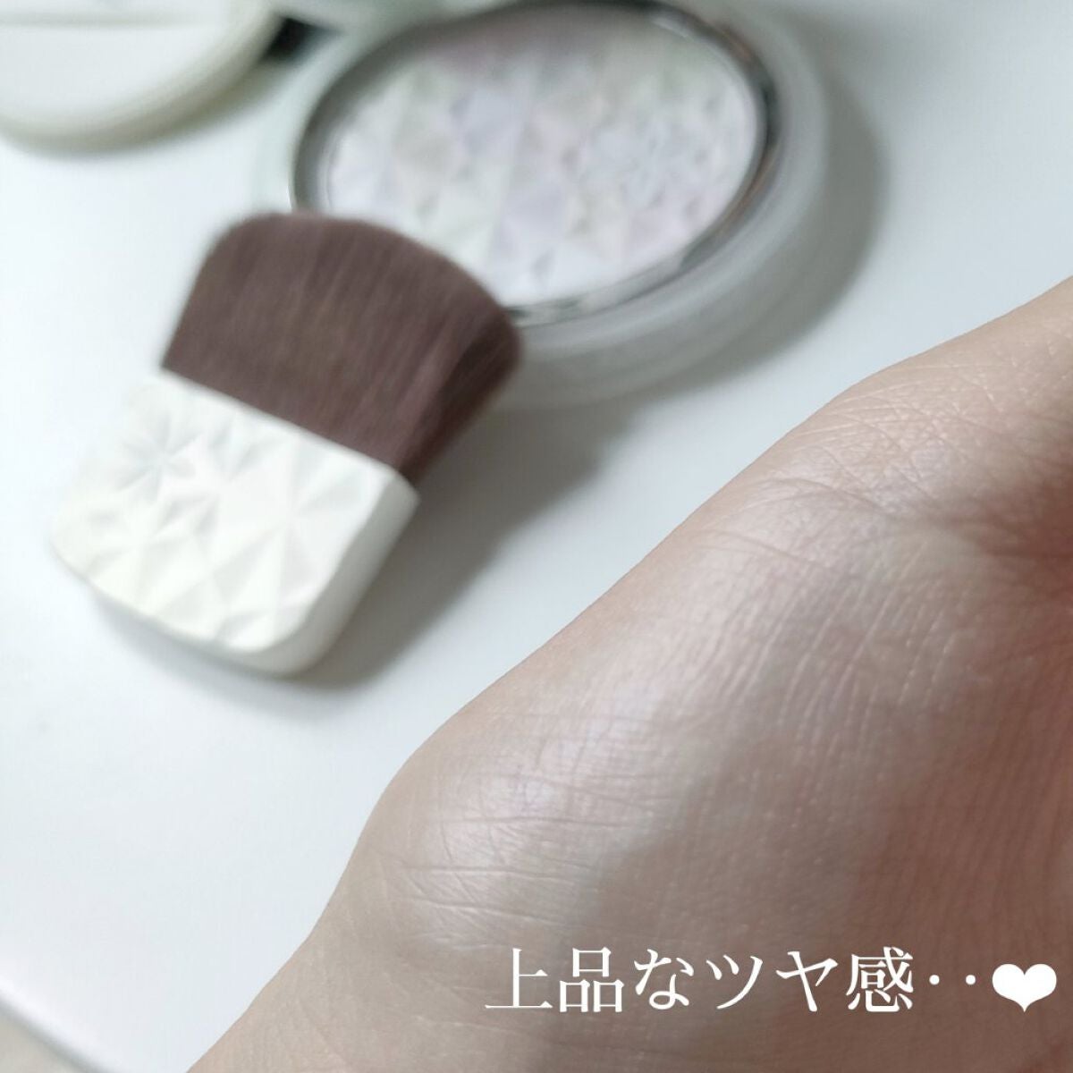 AQ オーラ リフレクター/DECORTÉ/プレストパウダーを使ったクチコミ(3枚目)