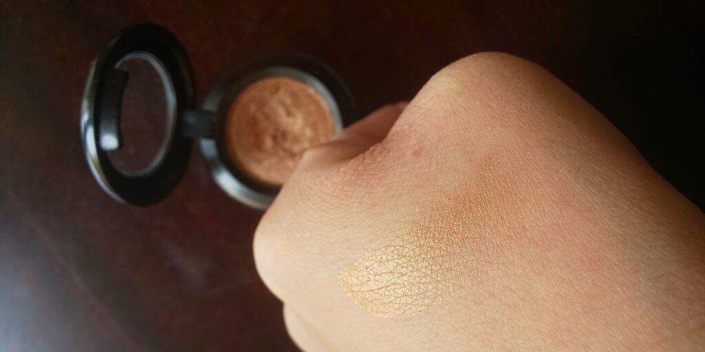 スモール アイシャドウ/M・A・C/単色アイシャドウを使ったクチコミ(2枚目)