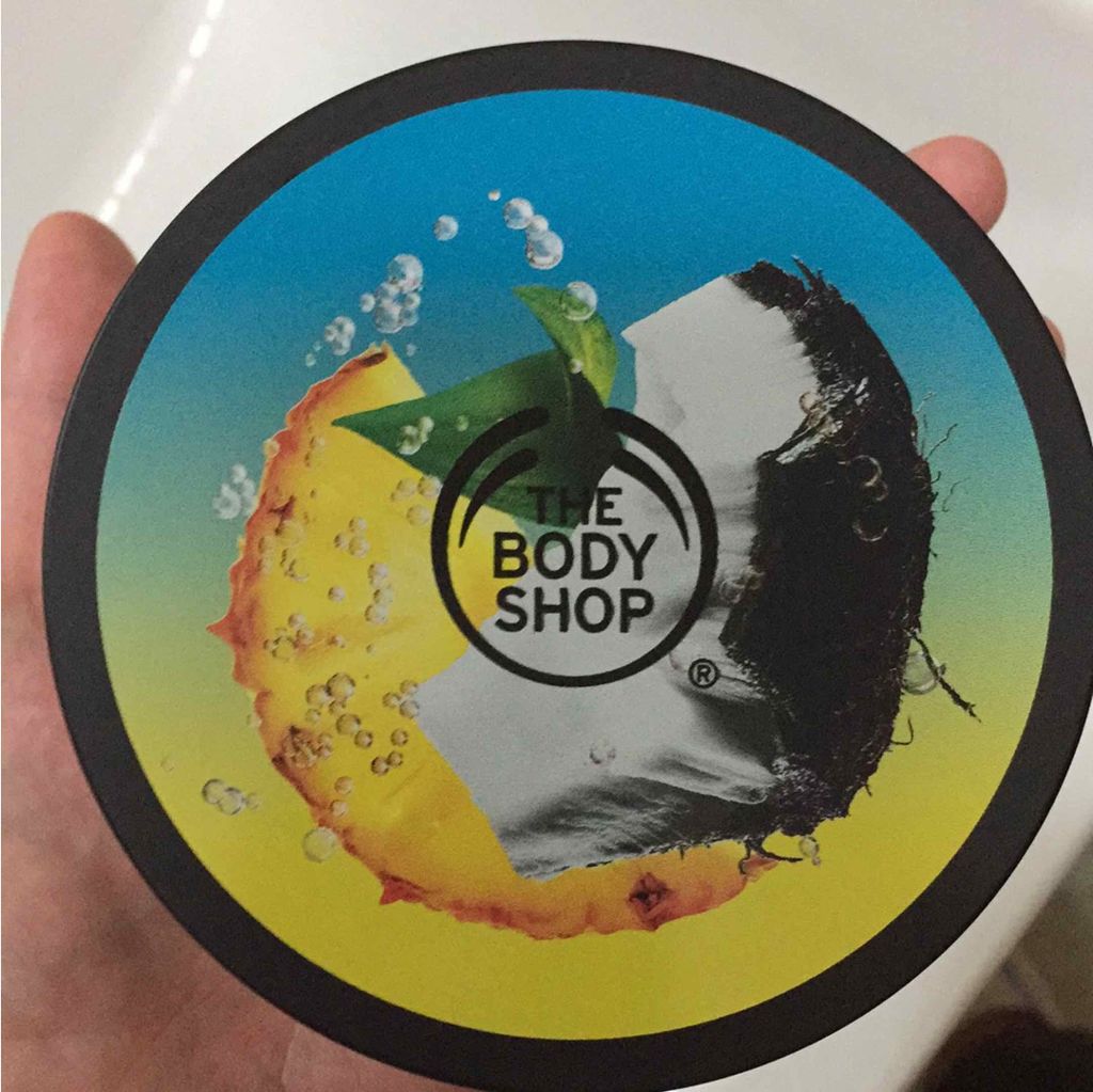 ボディバター ピニータコラーダ/THE BODY SHOP/ボディクリームを使ったクチコミ（1枚目）