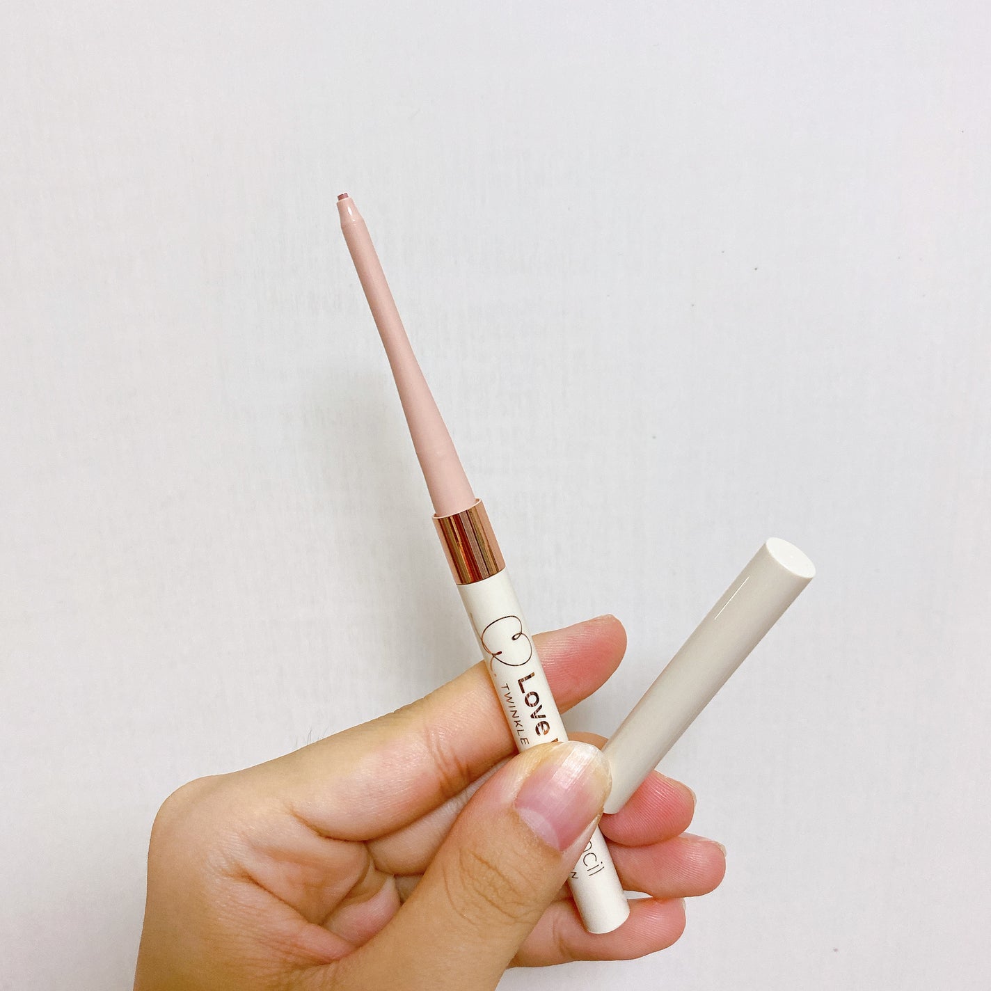 ラブ・ライナー ペンシルアイライナー トゥインクルストーンコレクション/ラブ・ライナー/ペンシルアイライナーを使ったクチコミ(1枚目)