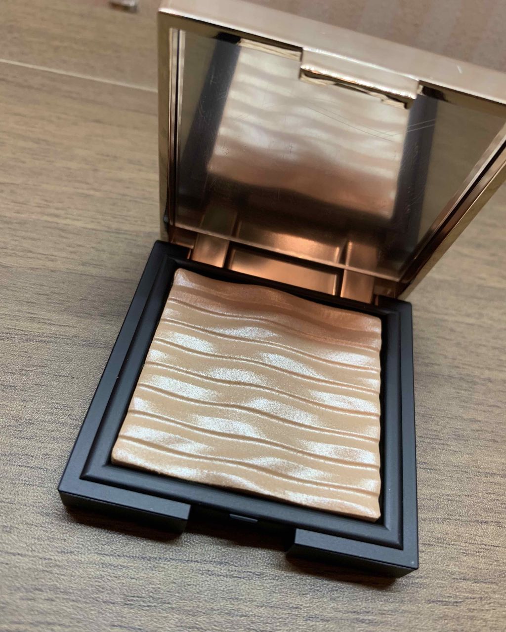 プリズム エアー ハイライター/CLIO/パウダーハイライトを使ったクチコミ（2枚目）