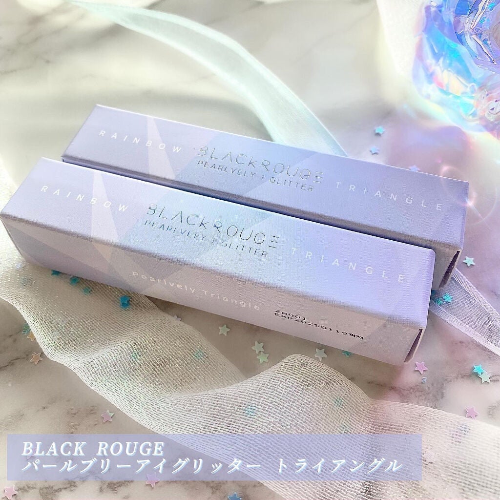 パールブリー アイグリッター トライアングル/BLACK ROUGE/グリッターを使ったクチコミ(2枚目)