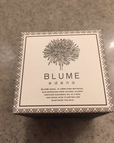 コスメキッチン BLUMEedena ジャパニーズベリースキンローションのクチコミ「コスメキッチンで気になって購入。顔のスクラブは粒子が粗いor塩タイプだと痛かったり、滲みたりで.....」（1枚目）