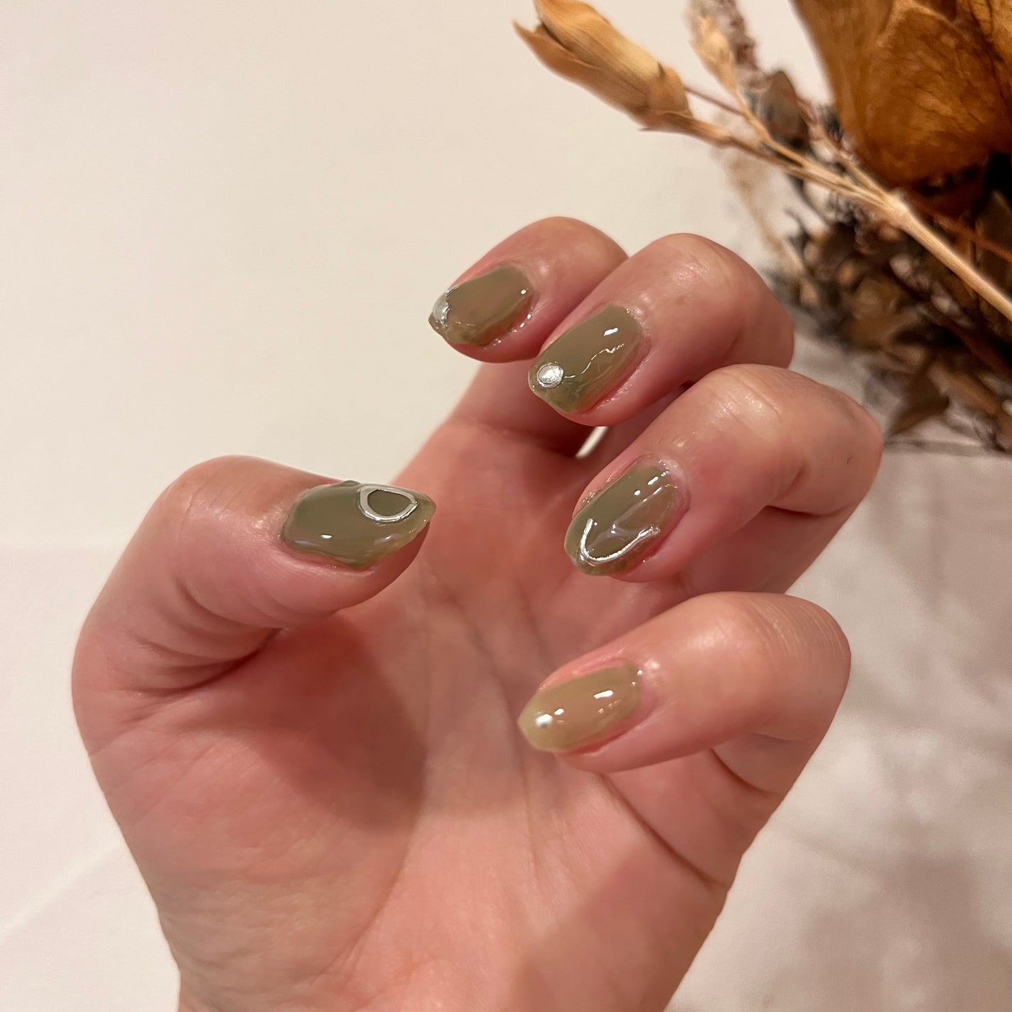 ジェルネイル(ライト対応)/セリア/ジェルネイルを使ったクチコミ(4枚目)