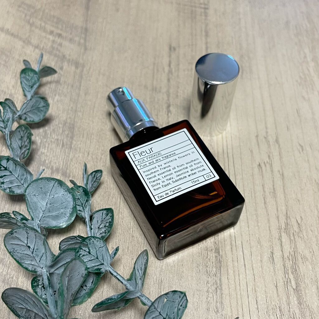 オードパルファム　#03 Fleur〔フルール〕 15ml/AUX PARADIS/香水(レディース)を使ったクチコミ（2枚目）