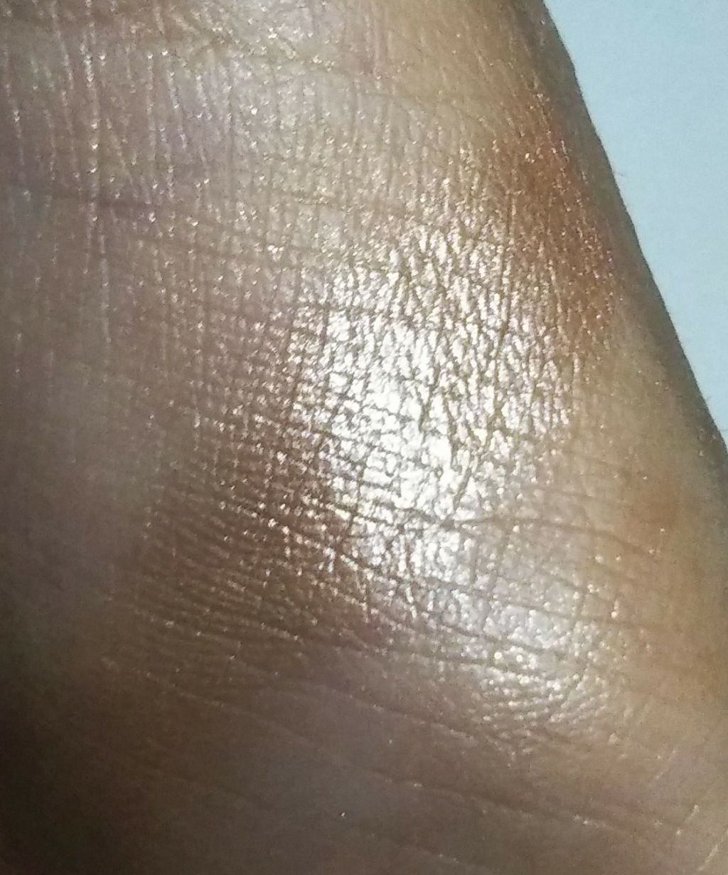 シングルアイシャドウ/マリブビューティー/単色アイシャドウを使ったクチコミ(2枚目)