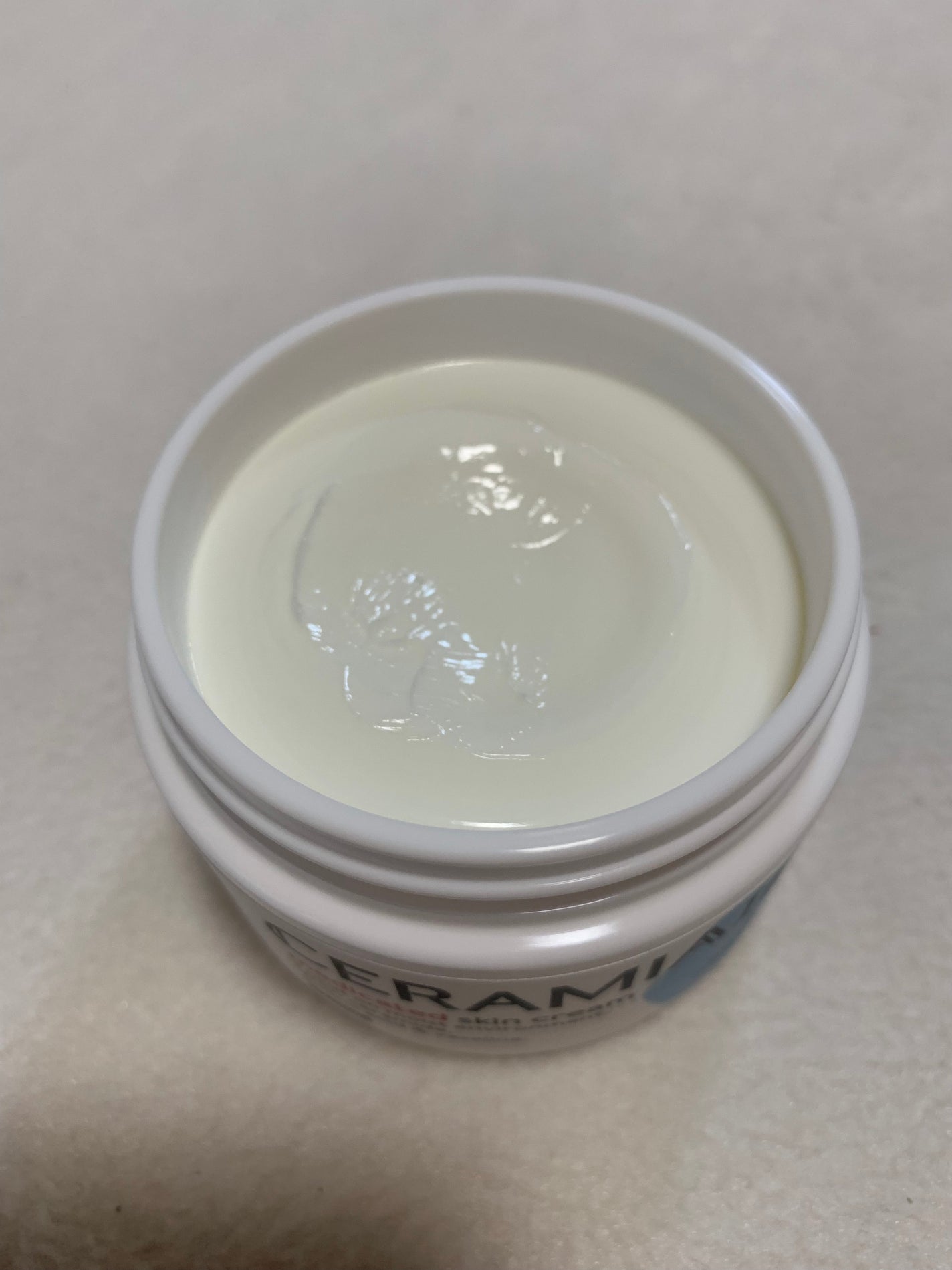 セラミエイド 薬用スキンクリーム/セラミエイド/フェイスクリームを使ったクチコミ(2枚目)