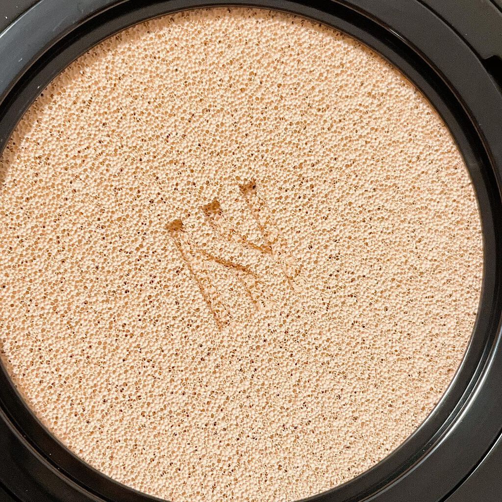 ブラック クッション 17N1 アイボリー/HERA/クッションファンデーションを使ったクチコミ（3枚目）