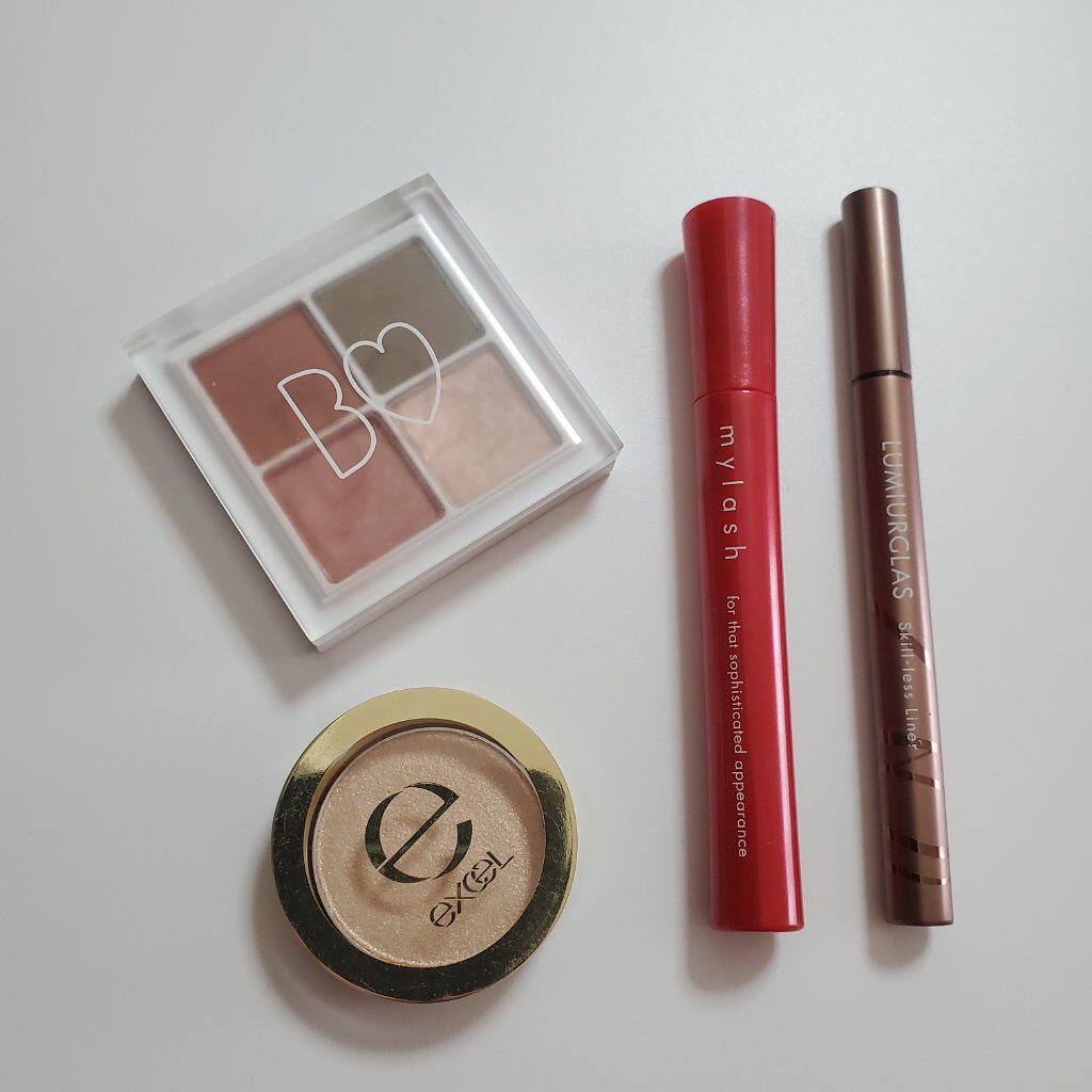 シャイニーシャドウ N/excel/単色アイシャドウを使ったクチコミ（2枚目）