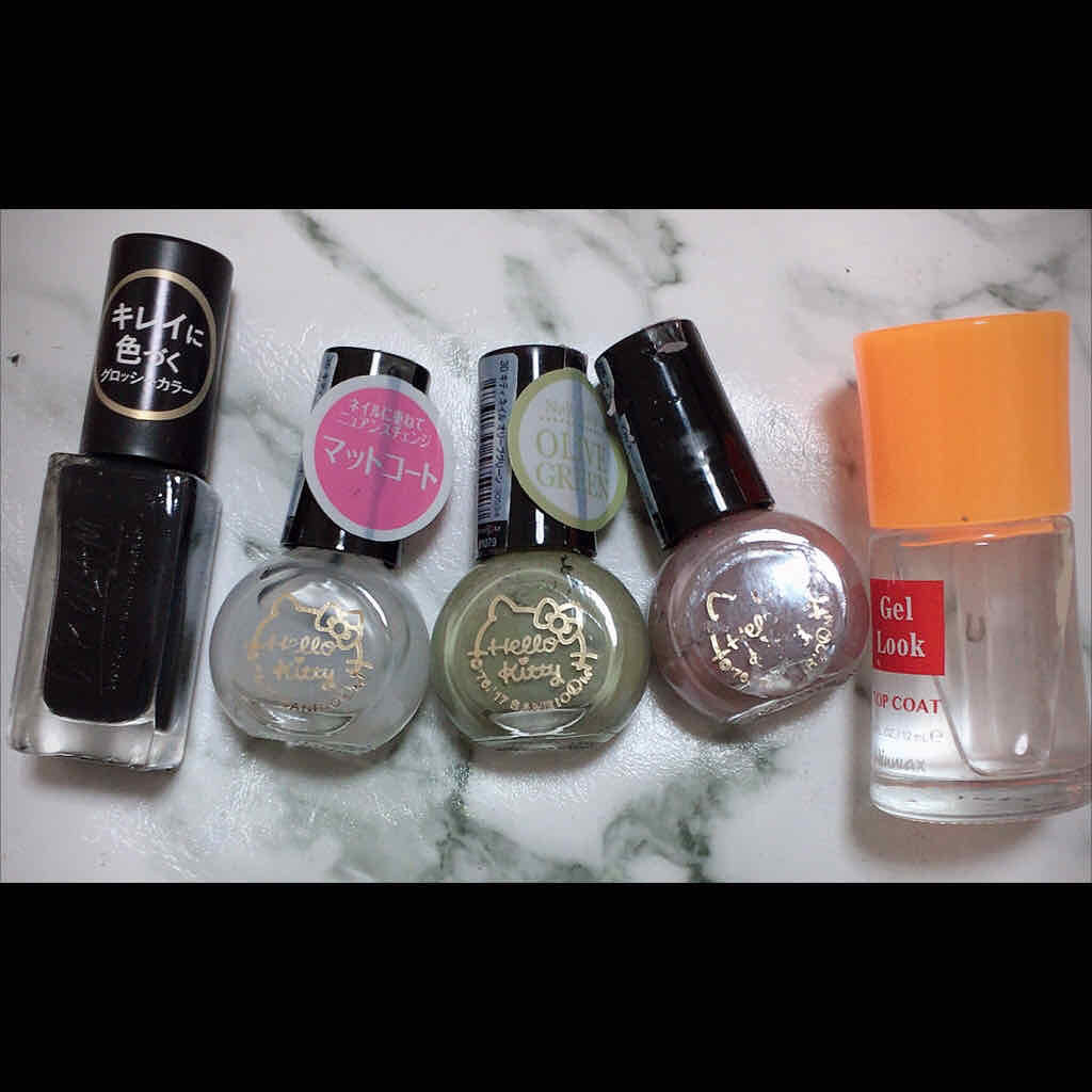 ジェルネイルのようなトップコート/DAISO/マニキュアを使ったクチコミ（2枚目）