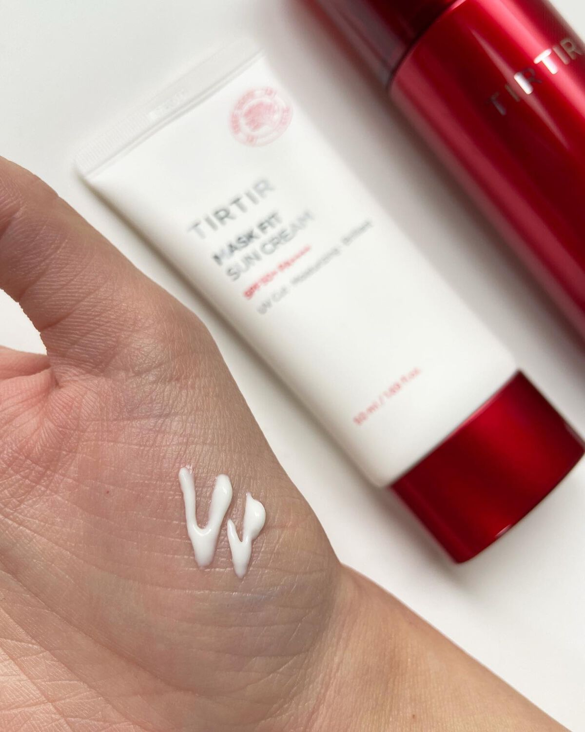 マスクフィット メイクアップフィクサー/TIRTIR(ティルティル)/フィックスミストを使ったクチコミ（2枚目）