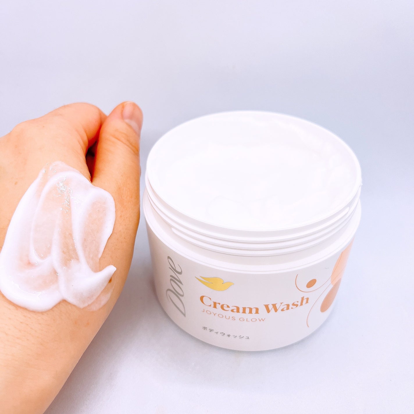 ダヴ クリームボディウォッシュ ジョイアスグロウ/ダヴ/ボディソープを使ったクチコミ(4枚目)