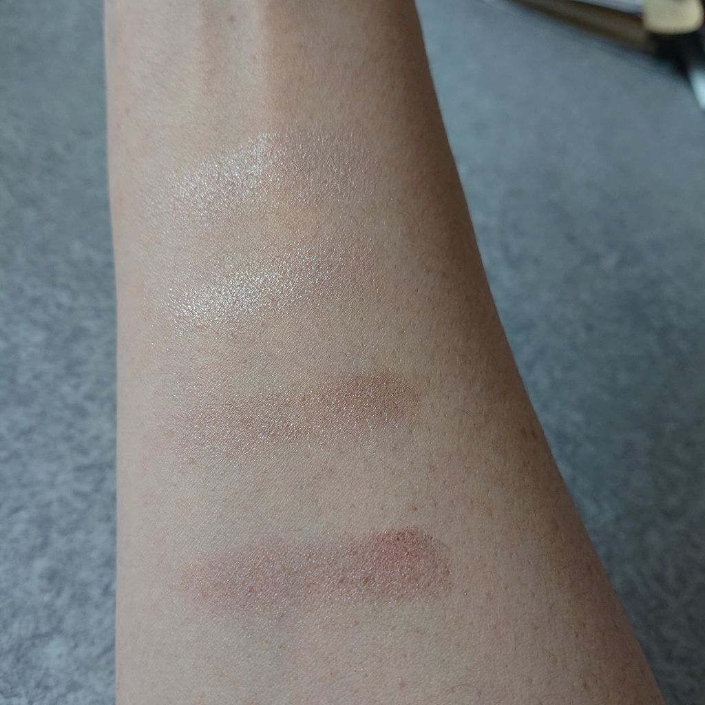 リアルクローズシャドウ/excel/アイシャドウパレットを使ったクチコミ(3枚目)