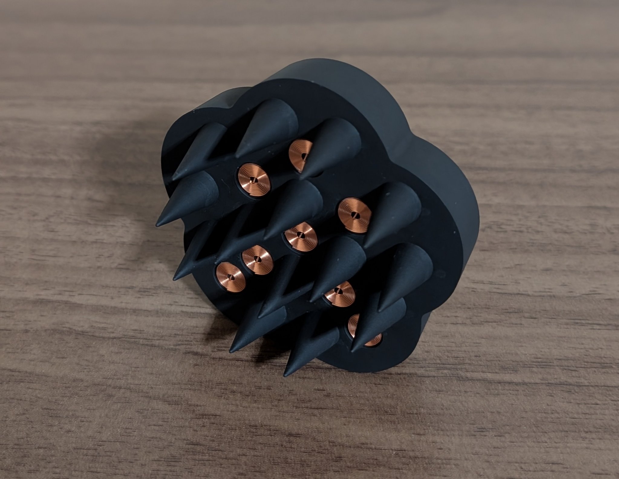 G-ZERO COIL MICROCURRENT PRO-the shampoo brush/GEMMATSU/頭皮ケアを使ったクチコミ（1枚目）