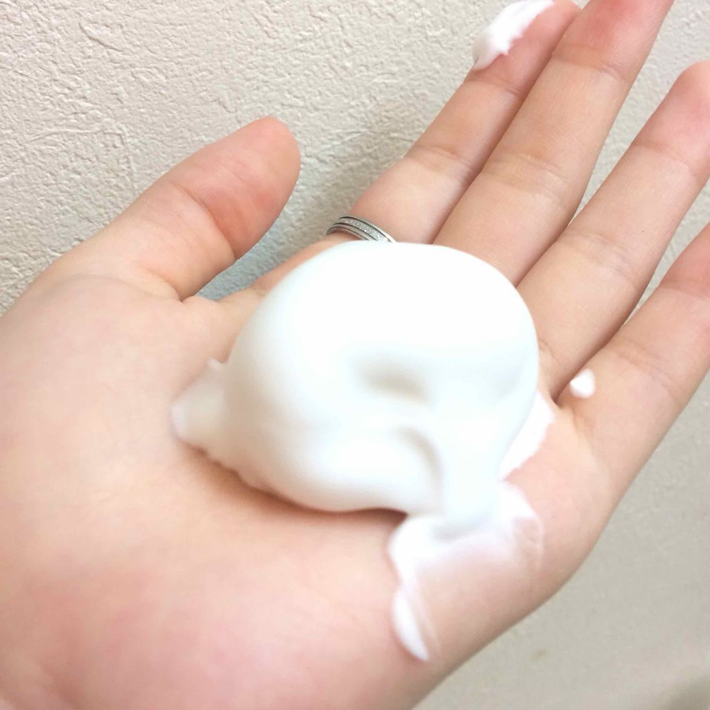 イモーテル プレシューズインテンスクレンジングフォーム/L'OCCITANE/洗顔フォームを使ったクチコミ（2枚目）