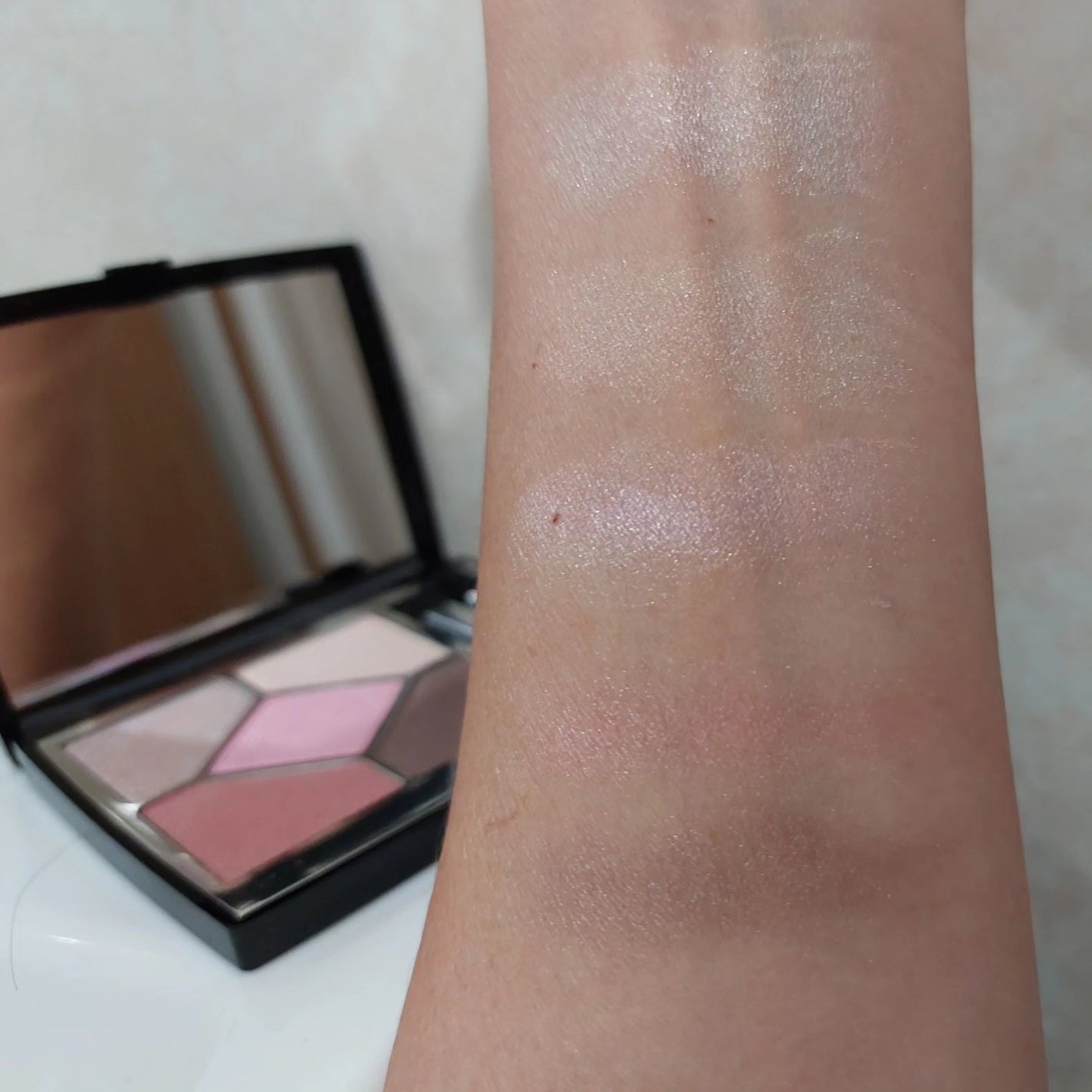 ディオールショウ サンク クルール/Dior/アイシャドウを使ったクチコミ(1枚目)