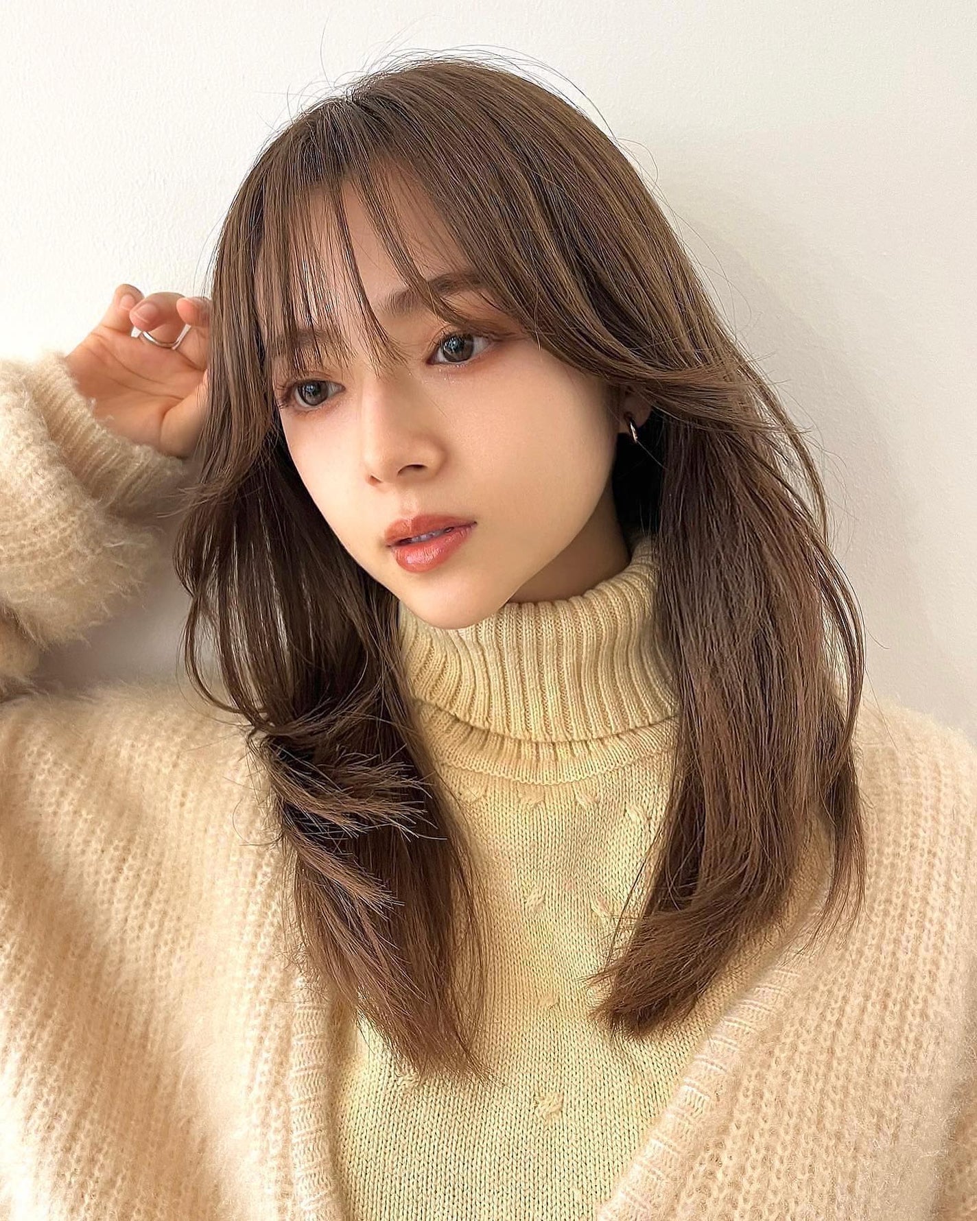 HARUNA on LIPS 「おしゃれなナチュラルヘア✨.韓国っぽく🌟たっぷりレイヤーで簡単..」(2枚目)