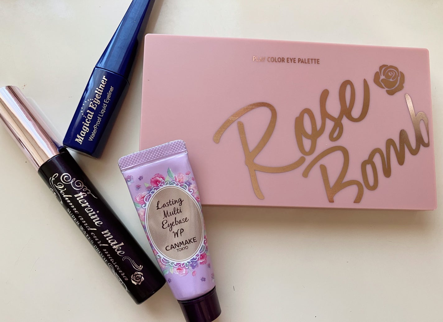 ラスティングマルチアイベース WP/キャンメイク/アイシャドウベースを使ったクチコミ(2枚目)