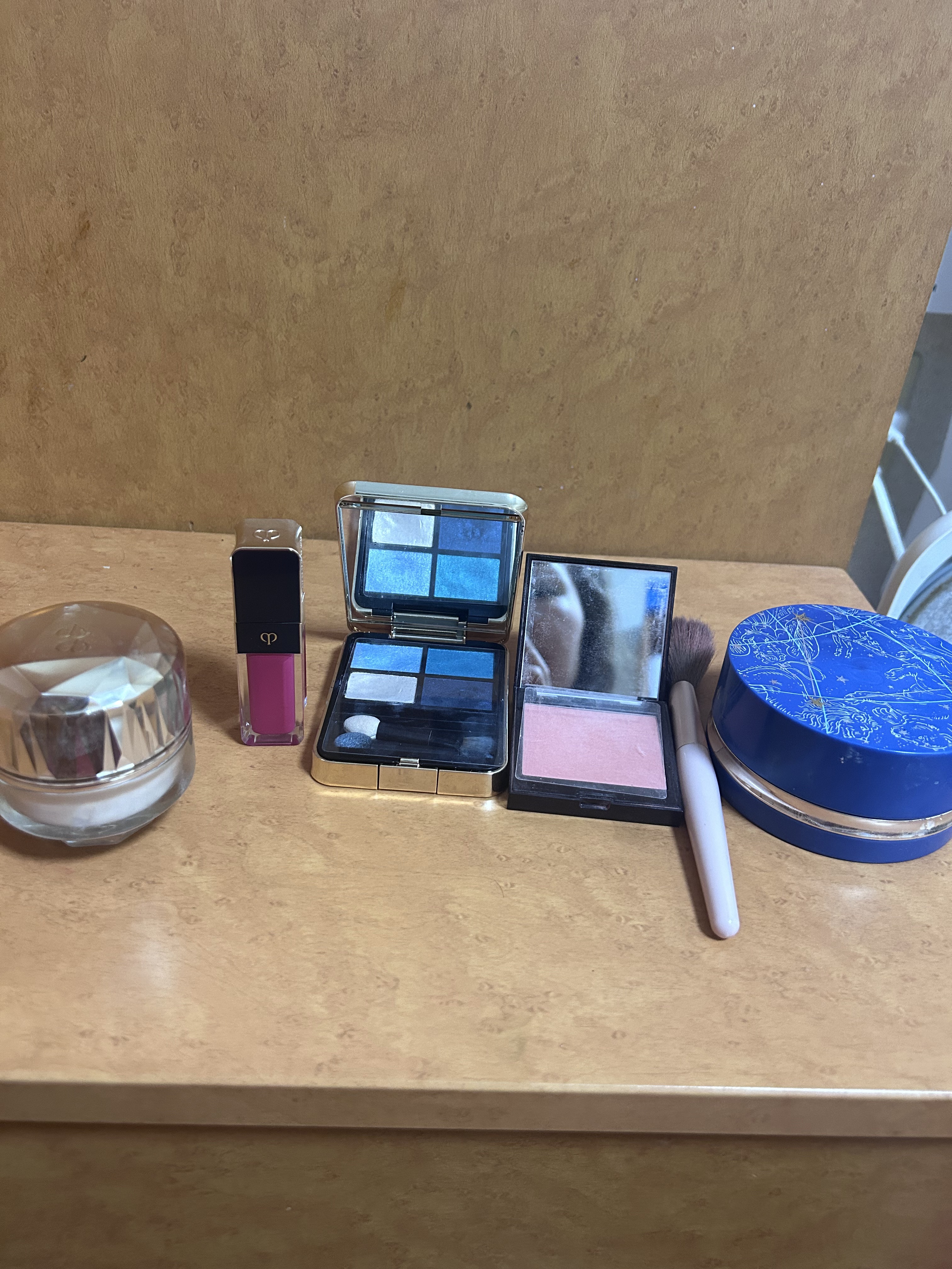 プードルトランスパラントn 01 ライト【数量限定品】/クレ・ド・ポー ボーテ/ルースパウダーを使ったクチコミ（1枚目）