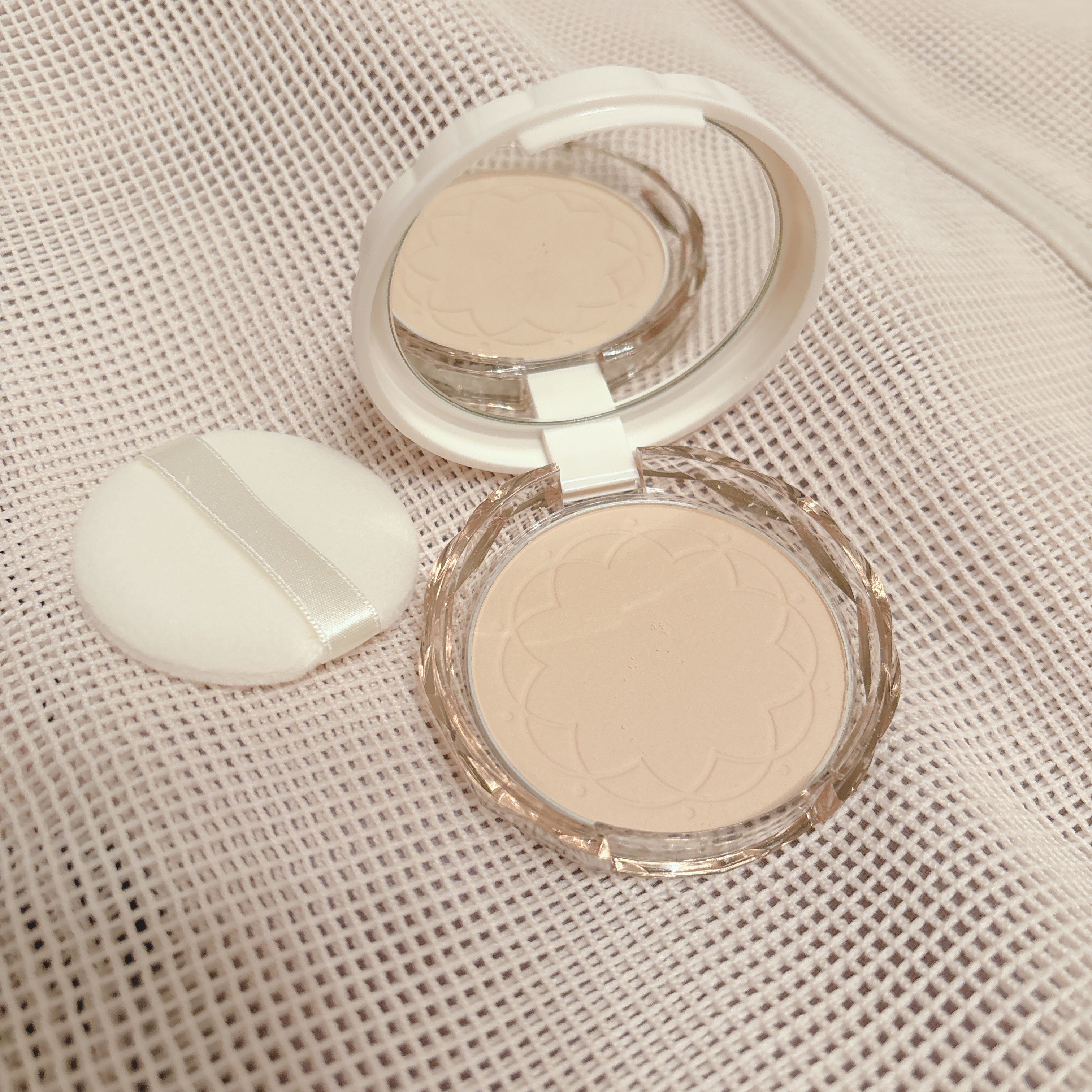 UVシルクカバーパウダー/CEZANNE/プレストパウダーを使ったクチコミ（3枚目）