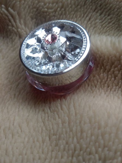 フルーツ リップバーム N/JILL STUART/リップケアを使ったクチコミ(1枚目)