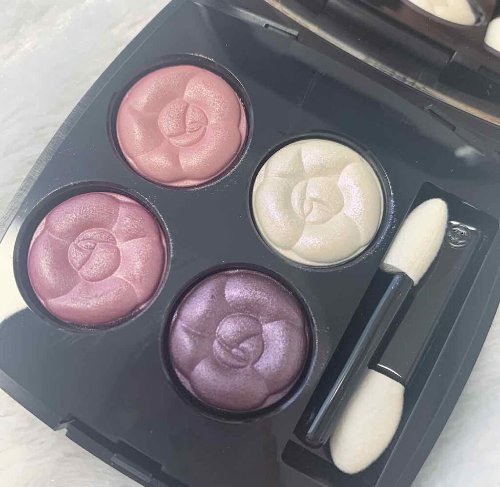 レ キャトル オンブル 356 オー フィル デ フルール/CHANEL/アイシャドウパレットを使ったクチコミ（2枚目）