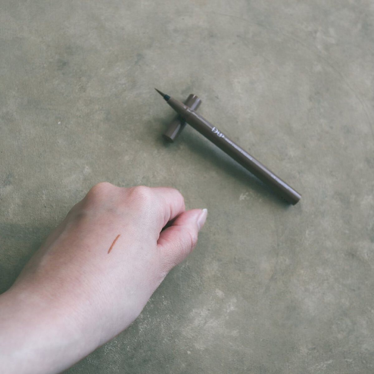 シルキーリキッドアイライナーWP/D-UP/リキッドアイライナーを使ったクチコミ(4枚目)