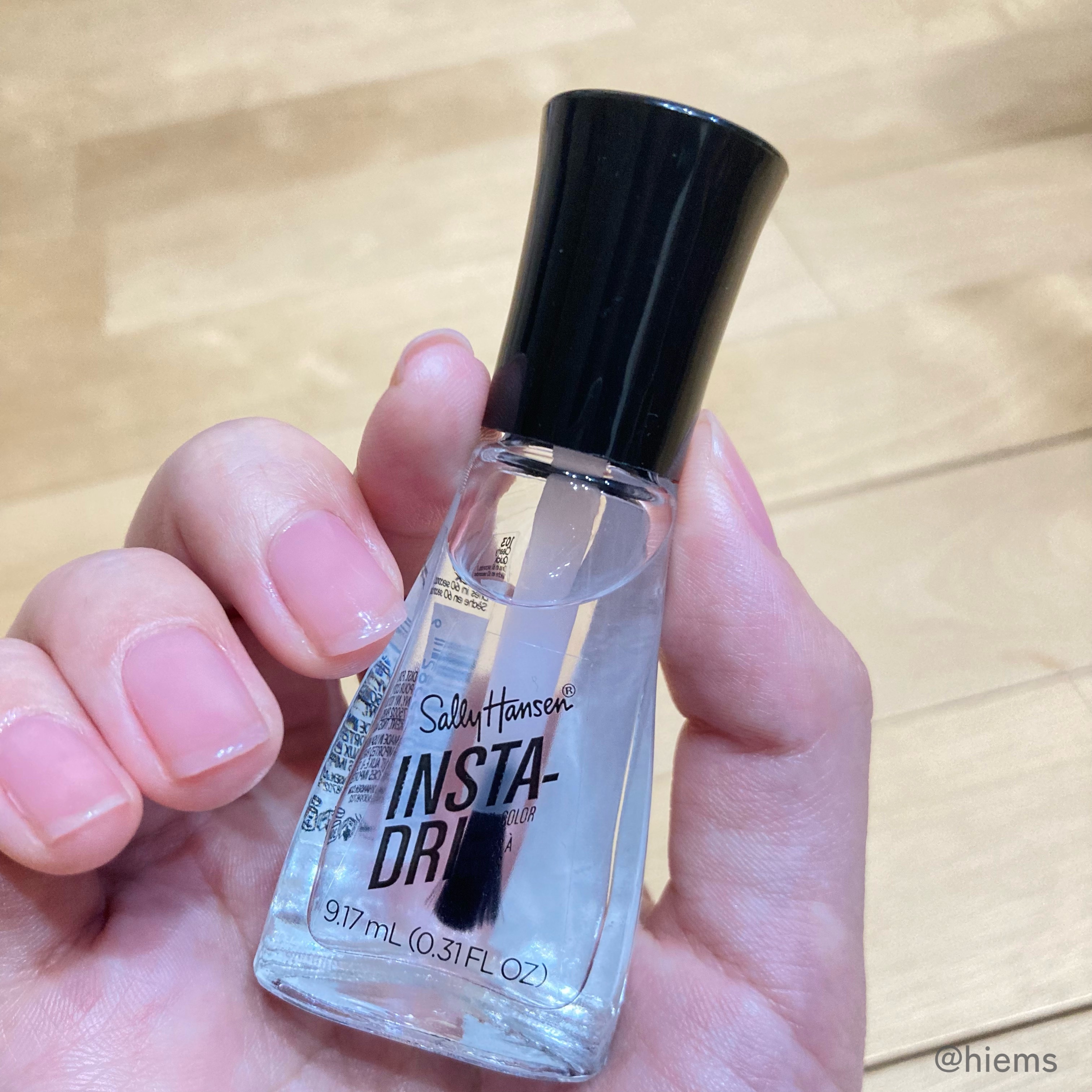 インスタドライ ネイルカラー103 クリアリークイック トップコート/サリーハンセン/ネイルトップコートを使ったクチコミ（1枚目）