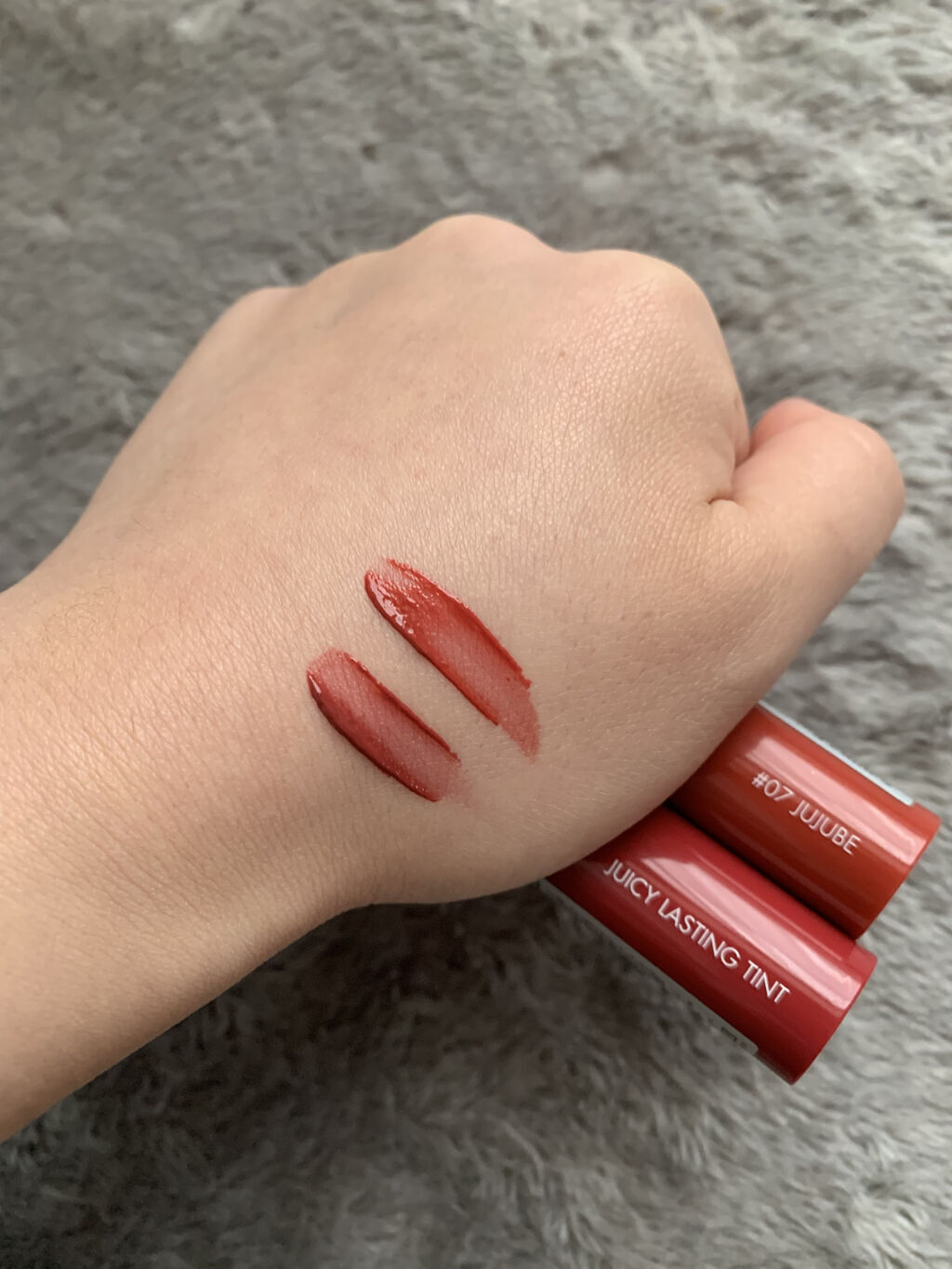 ジューシーラスティングティント/rom&nd/リップティントを使ったクチコミ（3枚目）