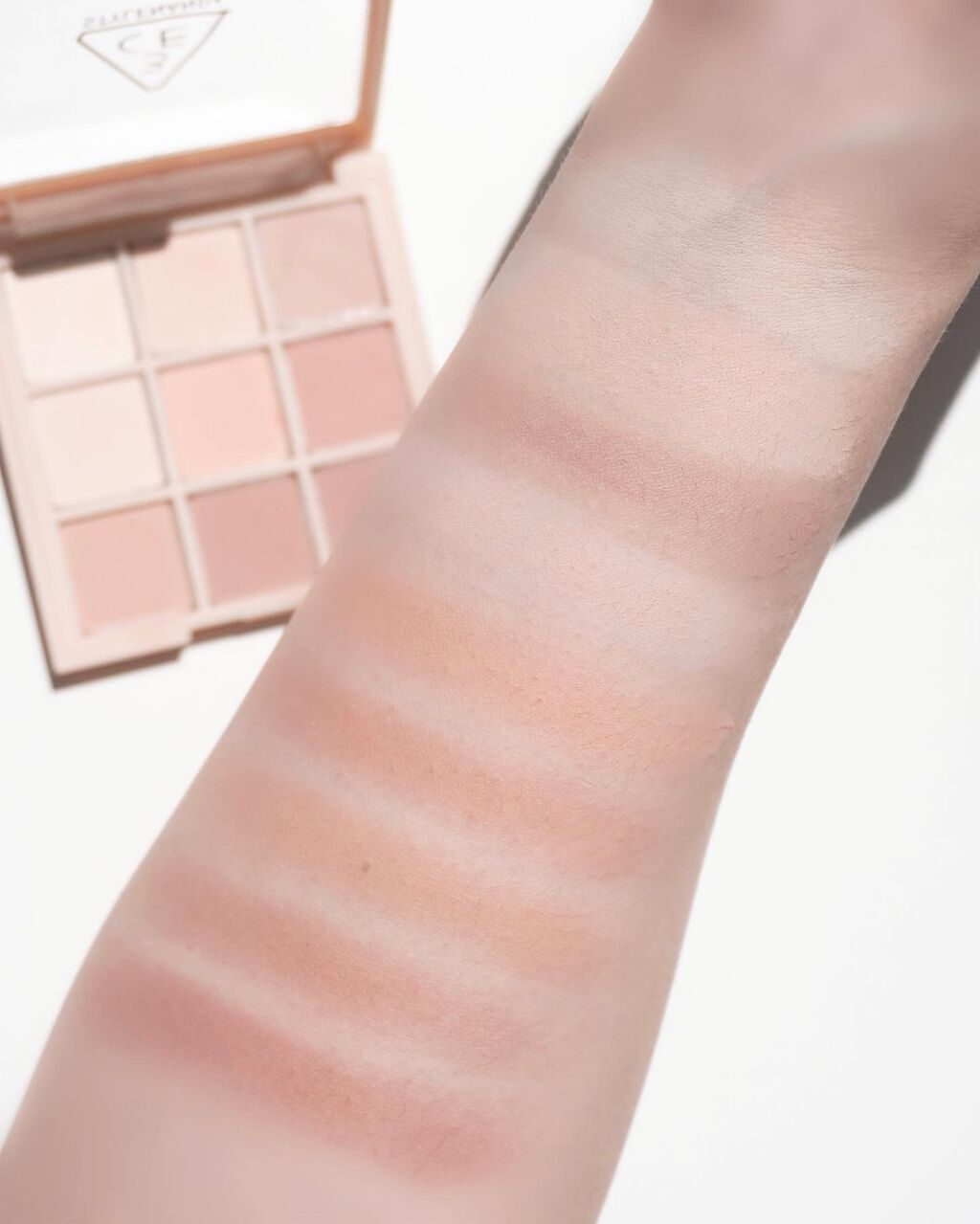 3CE マルチアイカラーパレット/3CE/アイシャドウパレットを使ったクチコミ(3枚目)