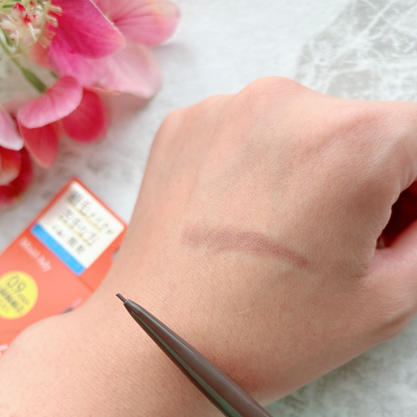 パウダリーアイブロウペンシル スリム/ミゼルエディ/アイブロウペンシルを使ったクチコミ（3枚目）