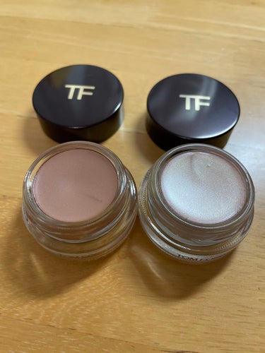 エモーションプルーフアイカラー 01 ミニマリスト/TOM FORD BEAUTY/ジェル・クリームアイシャドウを使ったクチコミ（1枚目）