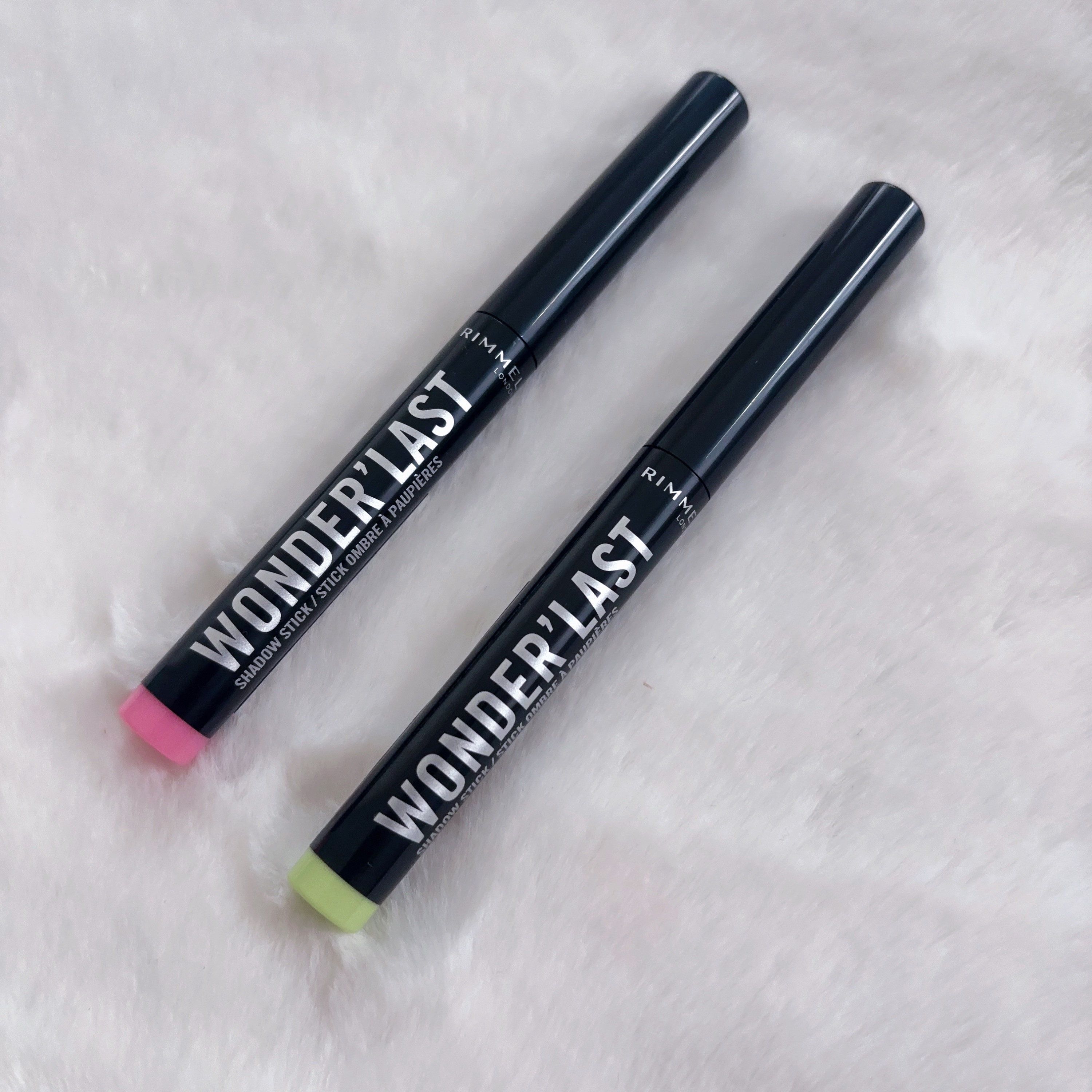 ワンダー ラスト アイシャドウ スティック/リンメル ロンドン/スティックアイシャドウを使ったクチコミ（1枚目）