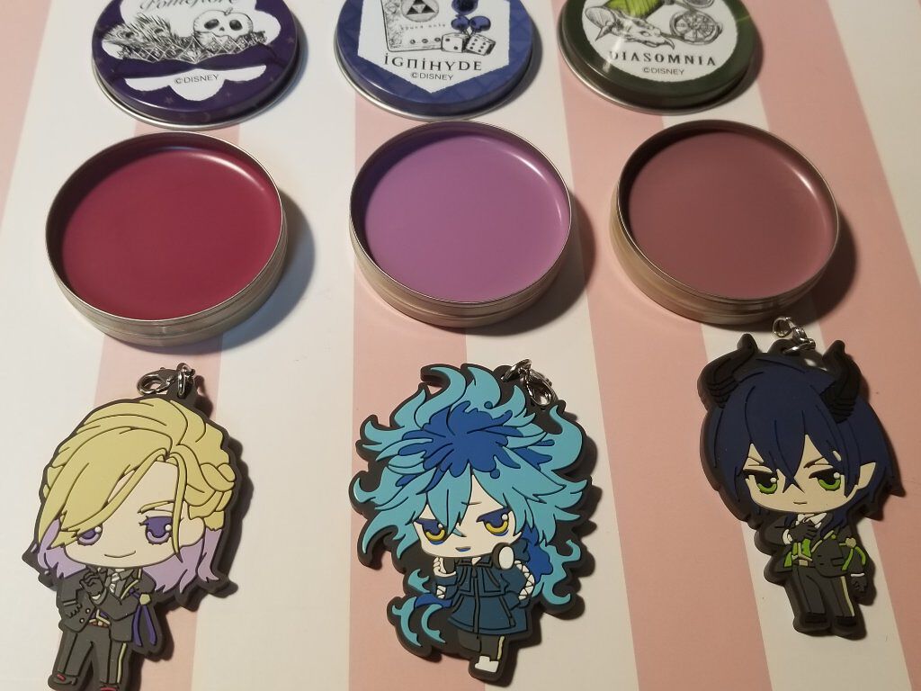 ディズニーコレクション ツイステッドワンダーランド/LOVECHROME/その他化粧小物を使ったクチコミ(2枚目)