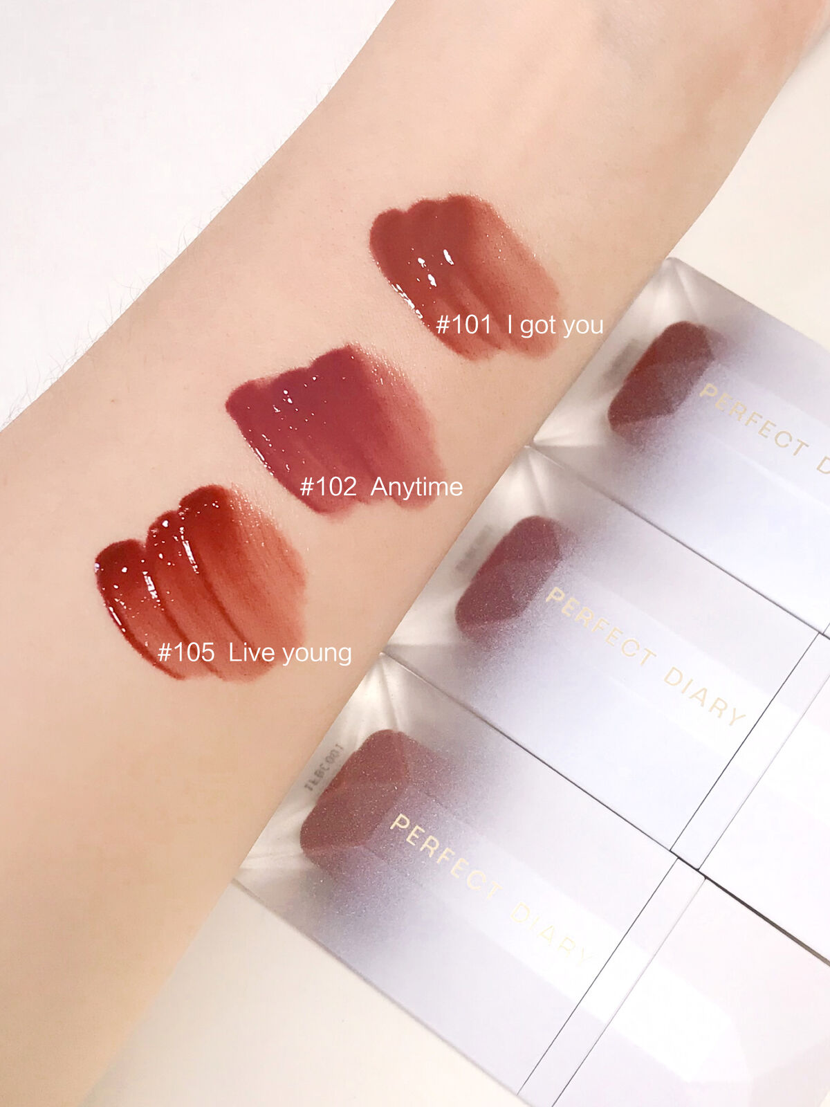 PERFECT DIARY (パーフェクトダイアリー) READ ME フローティングライト リップグロス/PERFECT DIARY/リップグロスを使ったクチコミ（2枚目）
