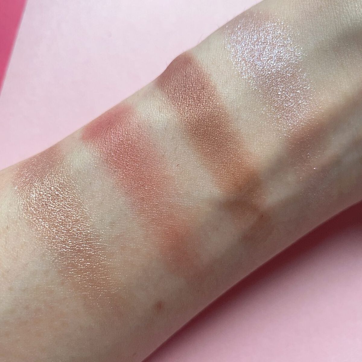 エレガンス ヌーヴェル アイズ/Elégance/アイシャドウパレットを使ったクチコミ(5枚目)