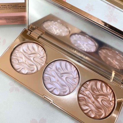 ペイント ウィズ ライト ラディアント フェイス イルミネーター トリオ/ローラ メルシエ/プレストパウダーを使ったクチコミ(2枚目)