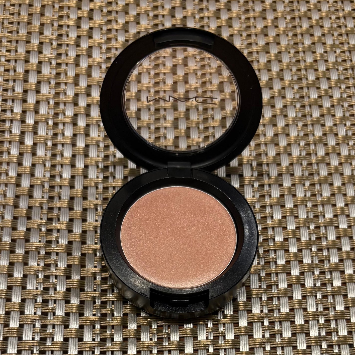 クリーム カラー ベース/M・A・C/ジェル・クリームアイシャドウを使ったクチコミ(1枚目)