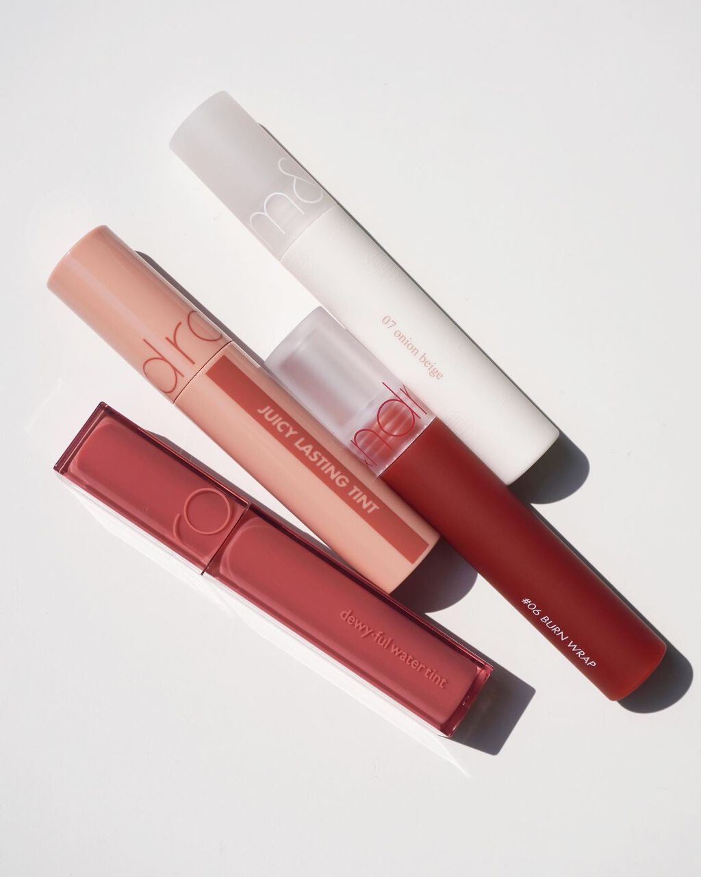 SUMOMO on LIPS 「手持ちロムアンドリップ比較/┈┈┈┈┈┈┈┈┈┈┈┈┈┈┈┈┈..」(4枚目)