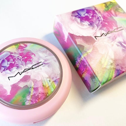 エクストラ ディメンション スキンフィニッシュ フルール シュア/M・A・C/プレストパウダーを使ったクチコミ(1枚目)