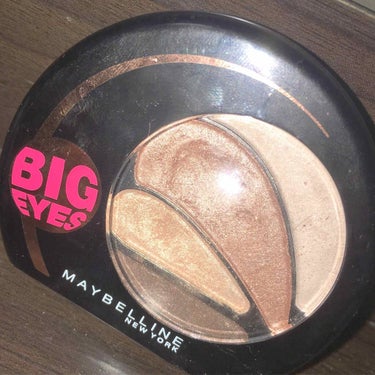 【MAYBELLINE ビッグアイシャドウWリッド BR-2】

初めて自分で買ったアイシャドウ☺︎

見たまま塗っていけばいいから簡単で綺麗！

塗りすぎて濃くなってしまうのは私の技術が下手だからかな