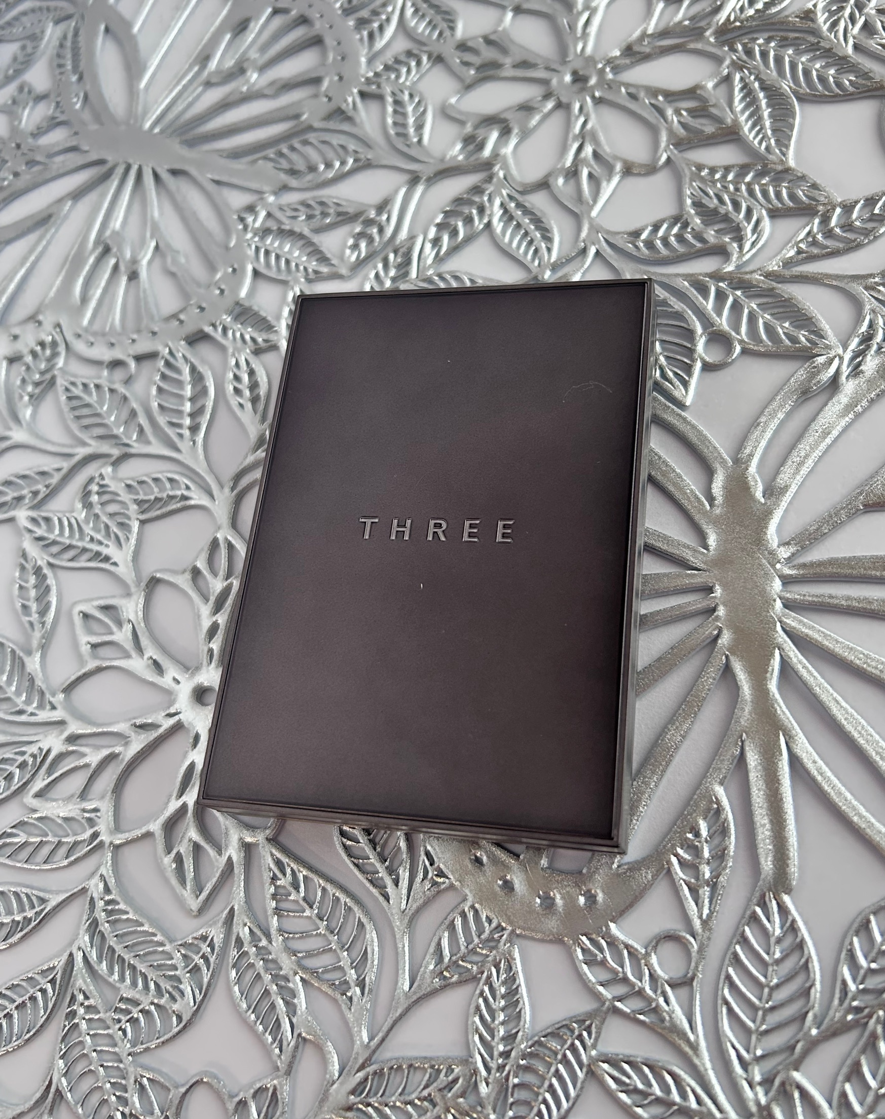 THREE スターゲージング アイシャドウクアッド/THREE/アイシャドウパレットを使ったクチコミ（2枚目）