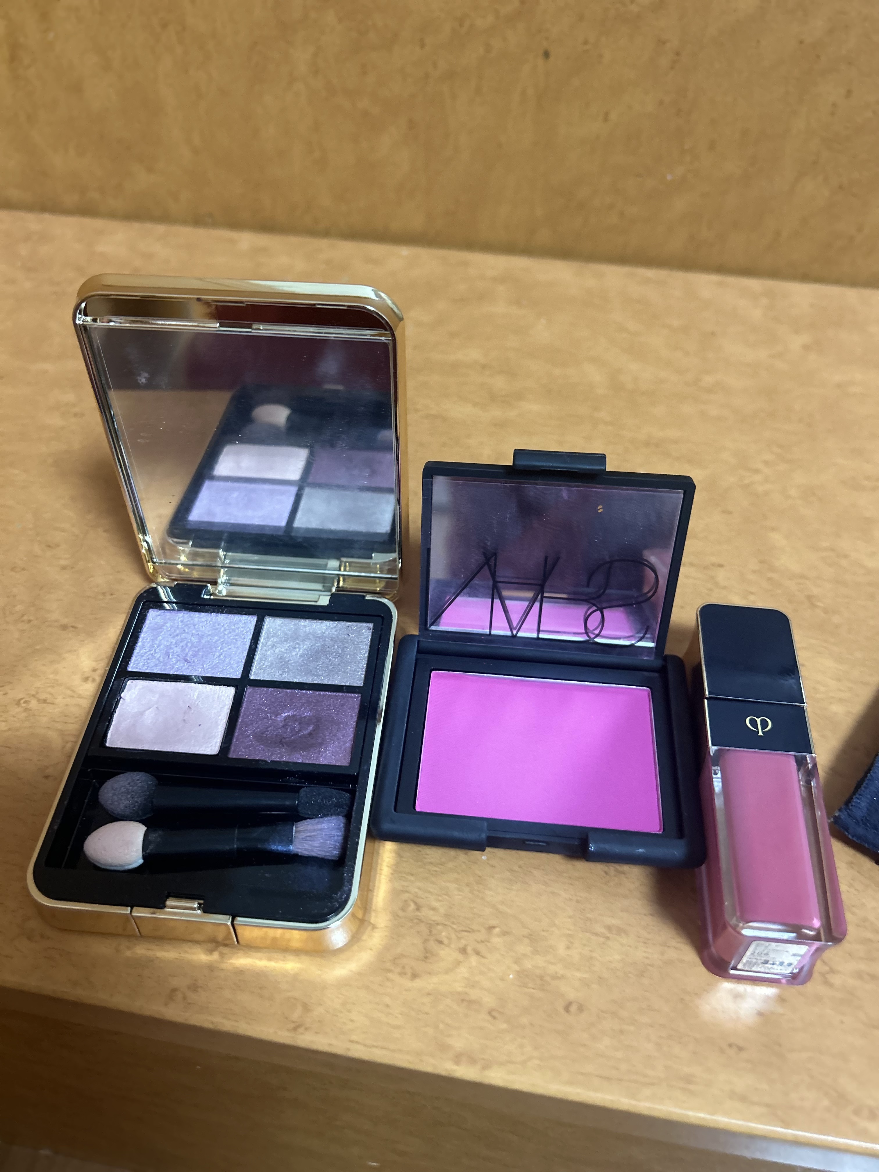 ブラッシュ 4046/NARS/パウダーチークを使ったクチコミ（1枚目）