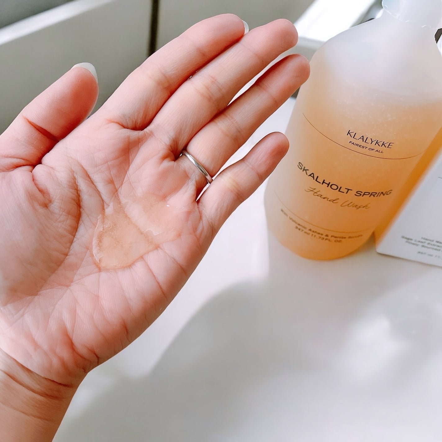 スカールホルトスプリングハンドウォッシュ/KLALYKKE/ハンドソープを使ったクチコミ(2枚目)